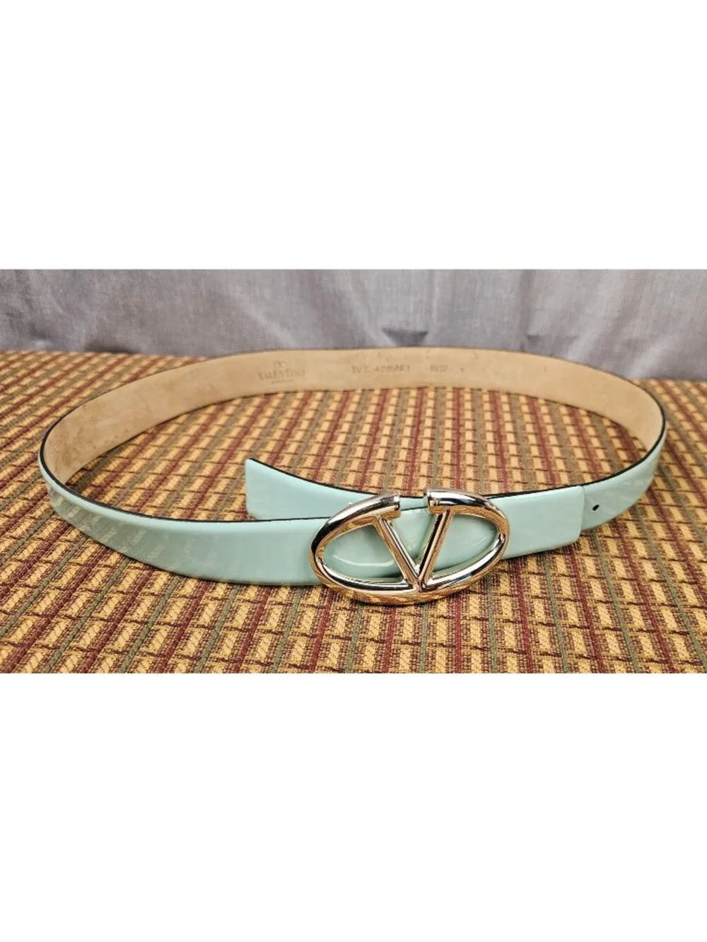 Valentino Garavani Womens Light Blue Belt With Gold V Logo Buckle Size 80/32 Lea